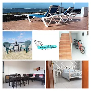 Casa El Lajiar Сasa de vacaciones